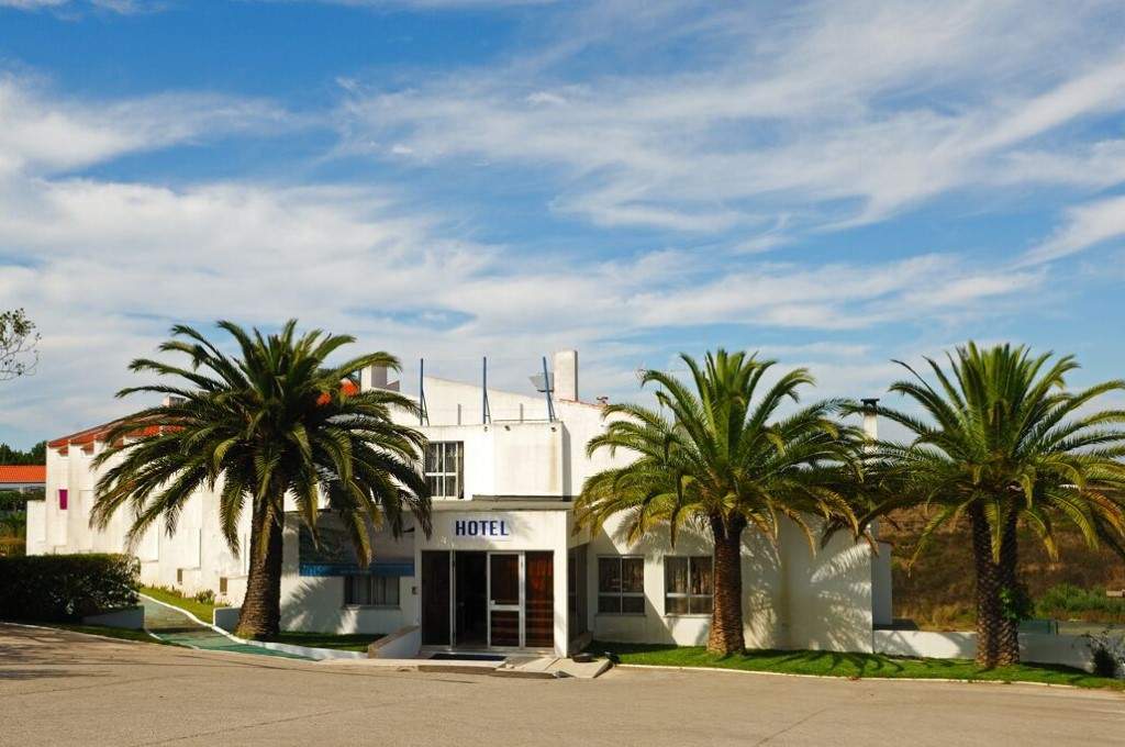 Hotel Vale Da Telha Aljezur Exteriör bild
